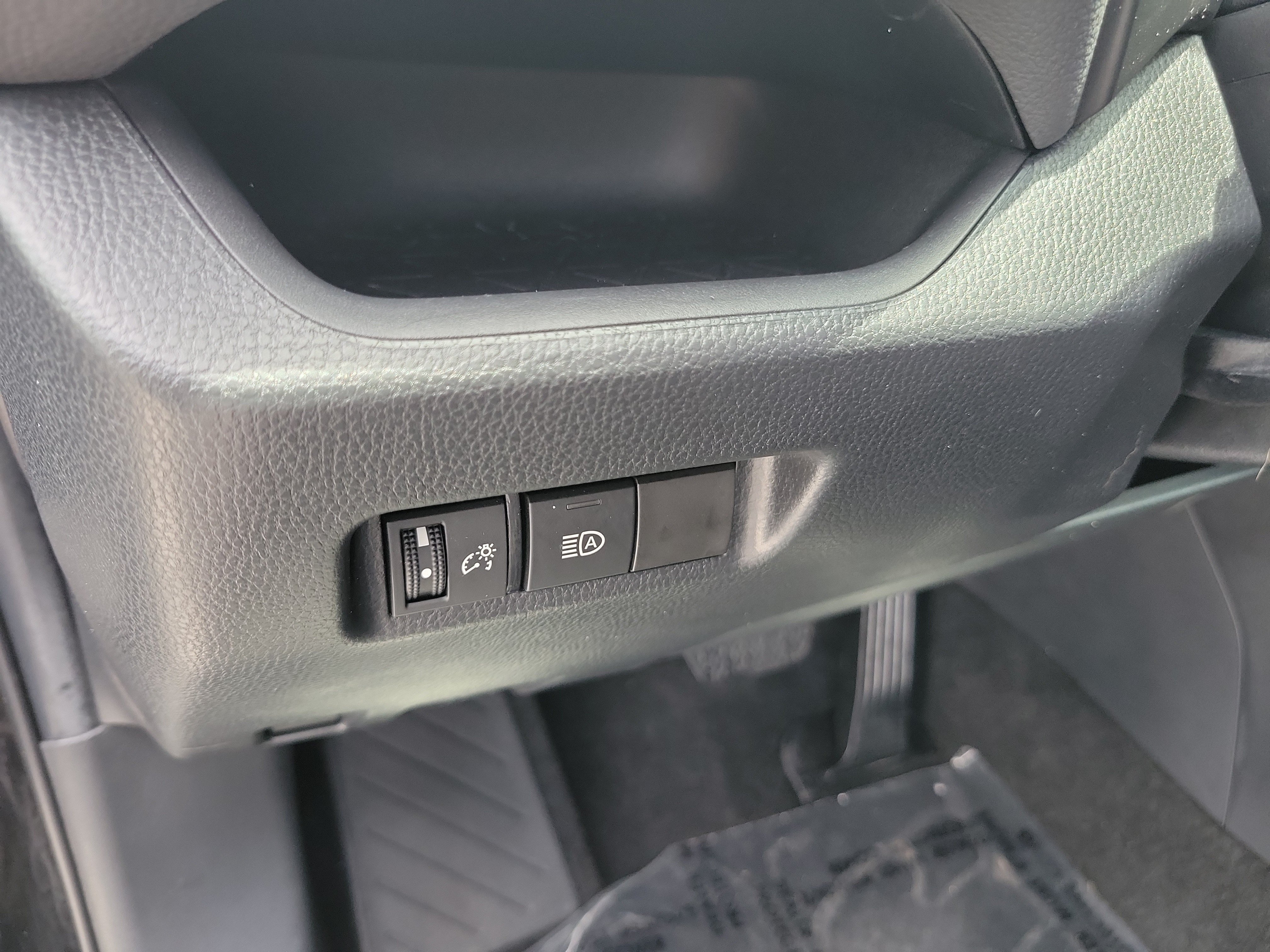 Certified Used 2023 Midnight Black Metallic Toyota Hybrid SE image 24