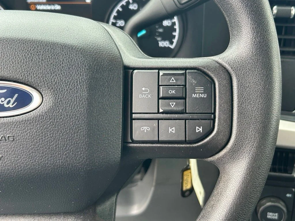 Used 2025 Oxford White Ford XL image 41