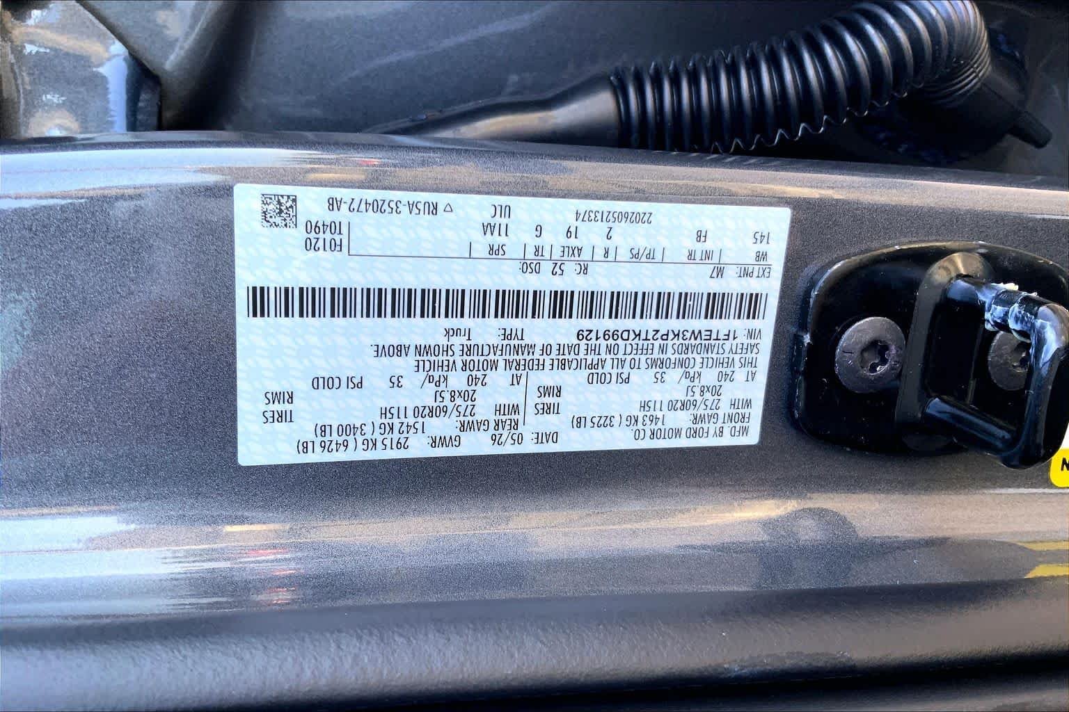 New 2026 Carbonized Gray Metallic Ford XLT image 18