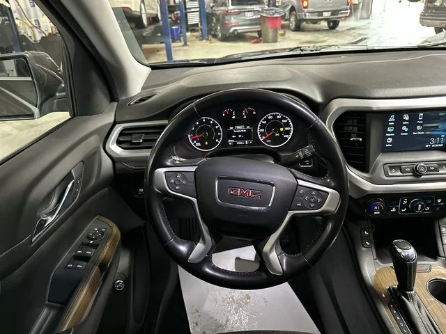 Used 2019 Gray GMC SLE-2 image 13