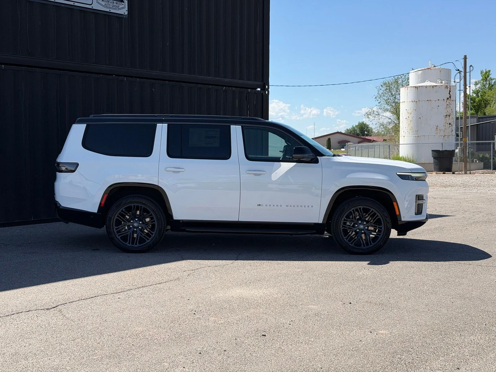 New 2026 Bright White Clearcoat Jeep 85th Anniversary Edition image 6
