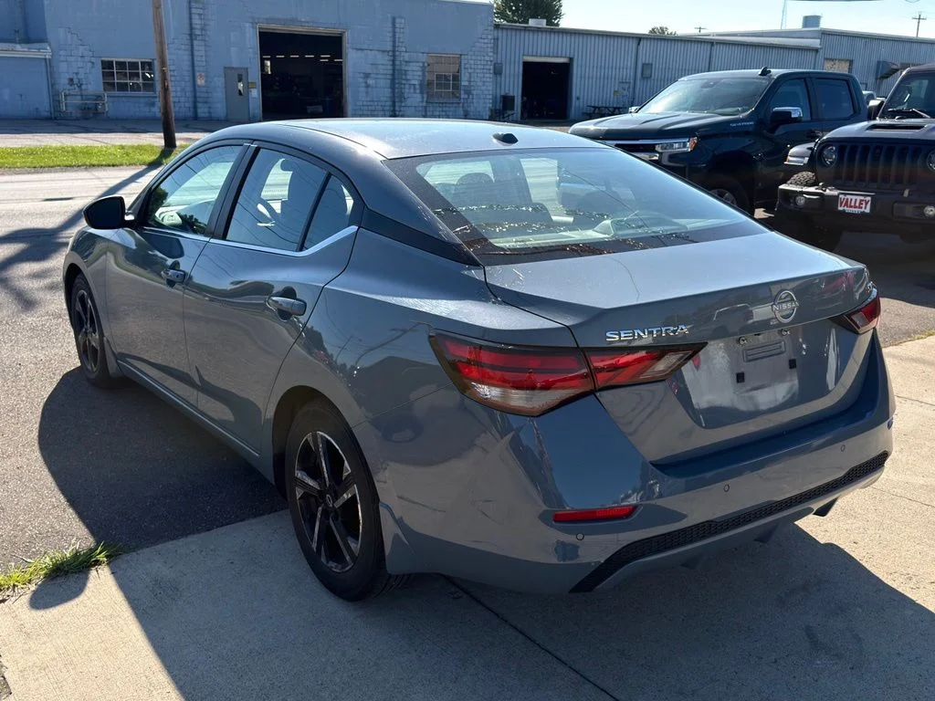 Used 2024 Gray Nissan SV image 8