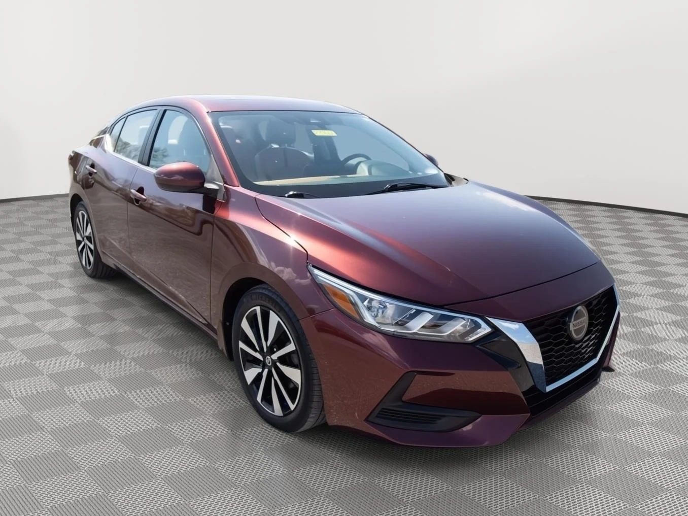 Used 2022 Rosewood Metallic Nissan SV image 3