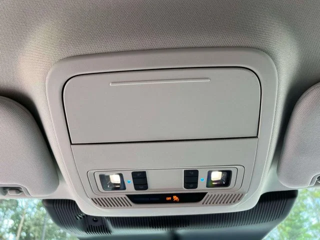 New 2026 Star White Metallic Tri-Coat Ford Active image 32