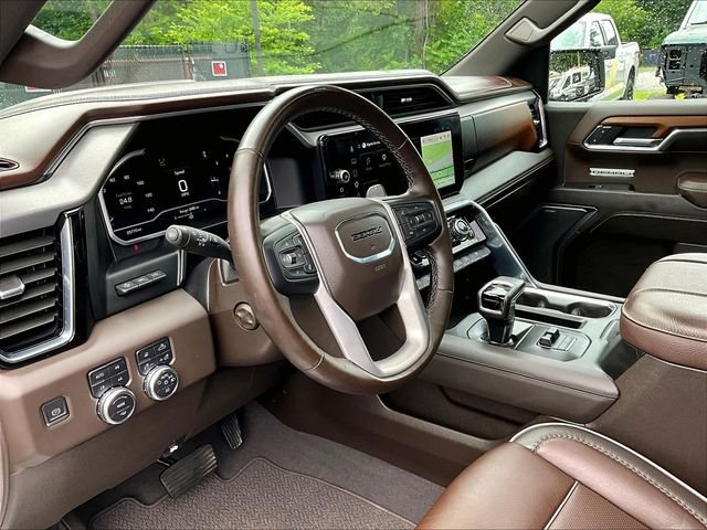 Used 2023 White GMC Denali image 14