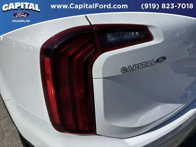Used 2024 White Kia S image 15