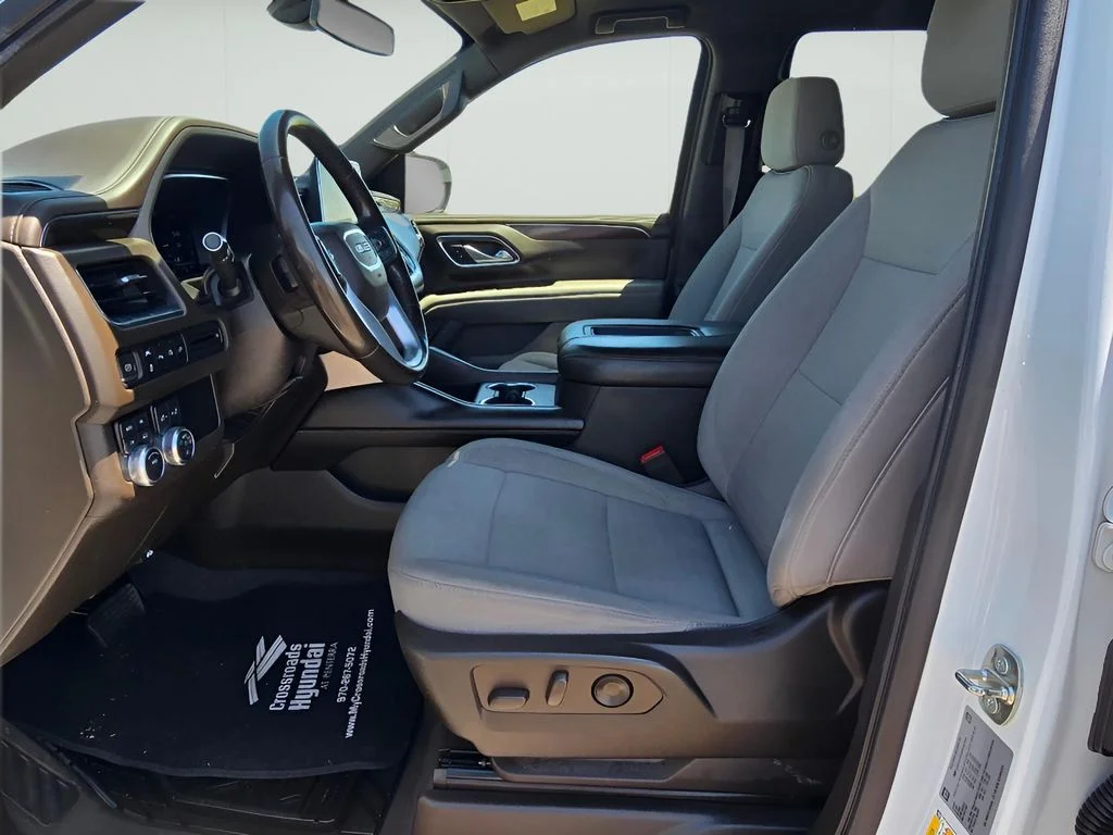 Used 2022 Summit White GMC SLE image 27