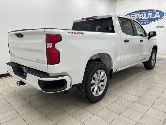 New 2026 Summit White Chevrolet Custom image 18