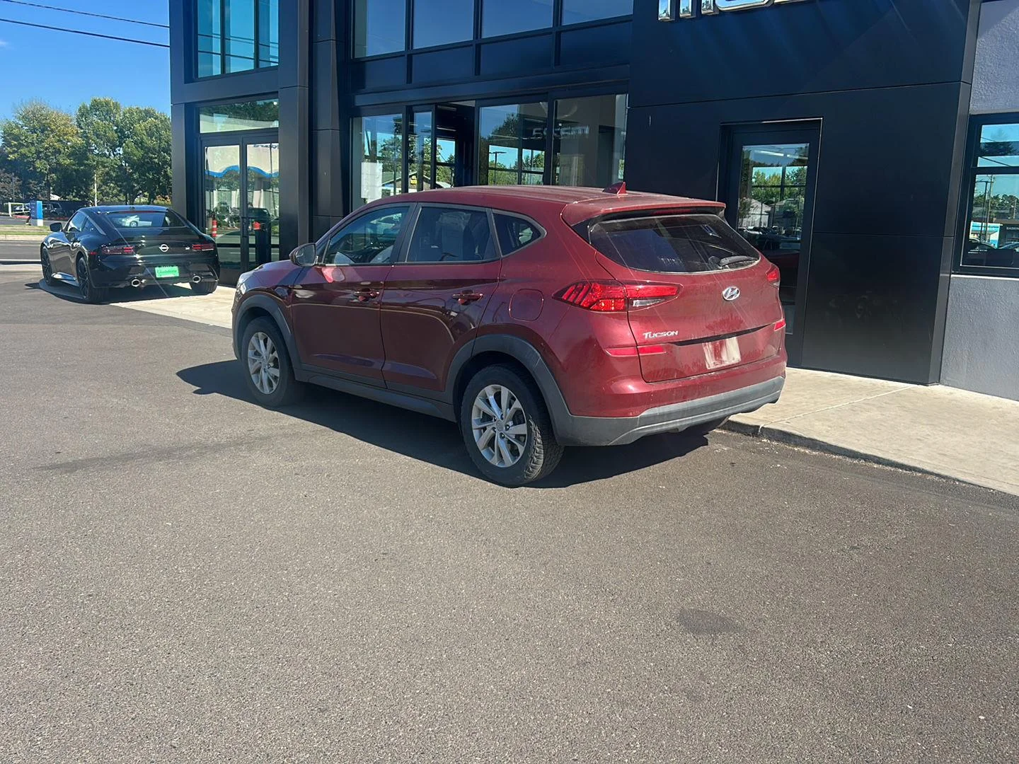 Used 2019 Gemstone Red Hyundai SE image 2