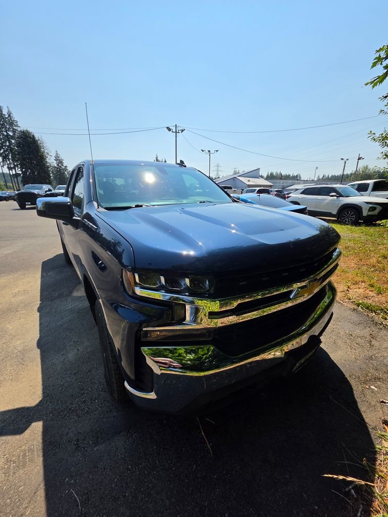 Used 2020 Northsky Blue Metallic Chevrolet LT image 2