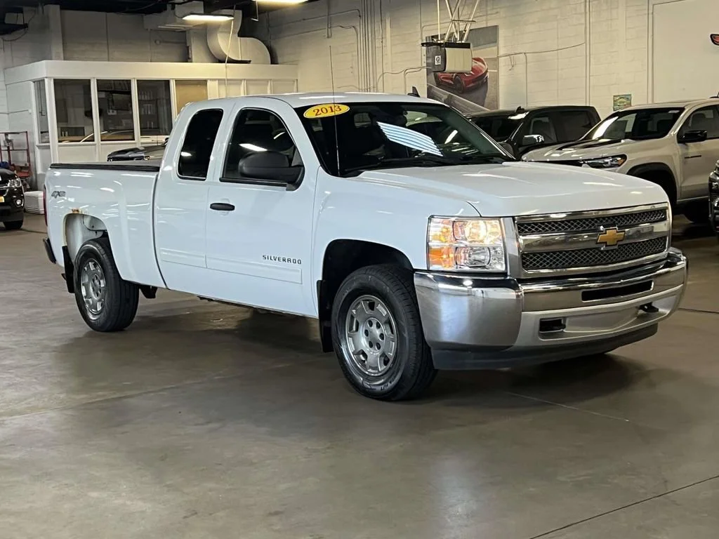 Used 2013 SUMMIT WHITE Chevrolet LT image 7