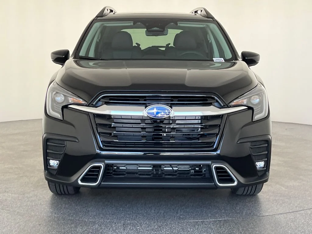 New 2026 CRYSTAL BLACK SILICA Subaru Touring 7-Passenger image 10
