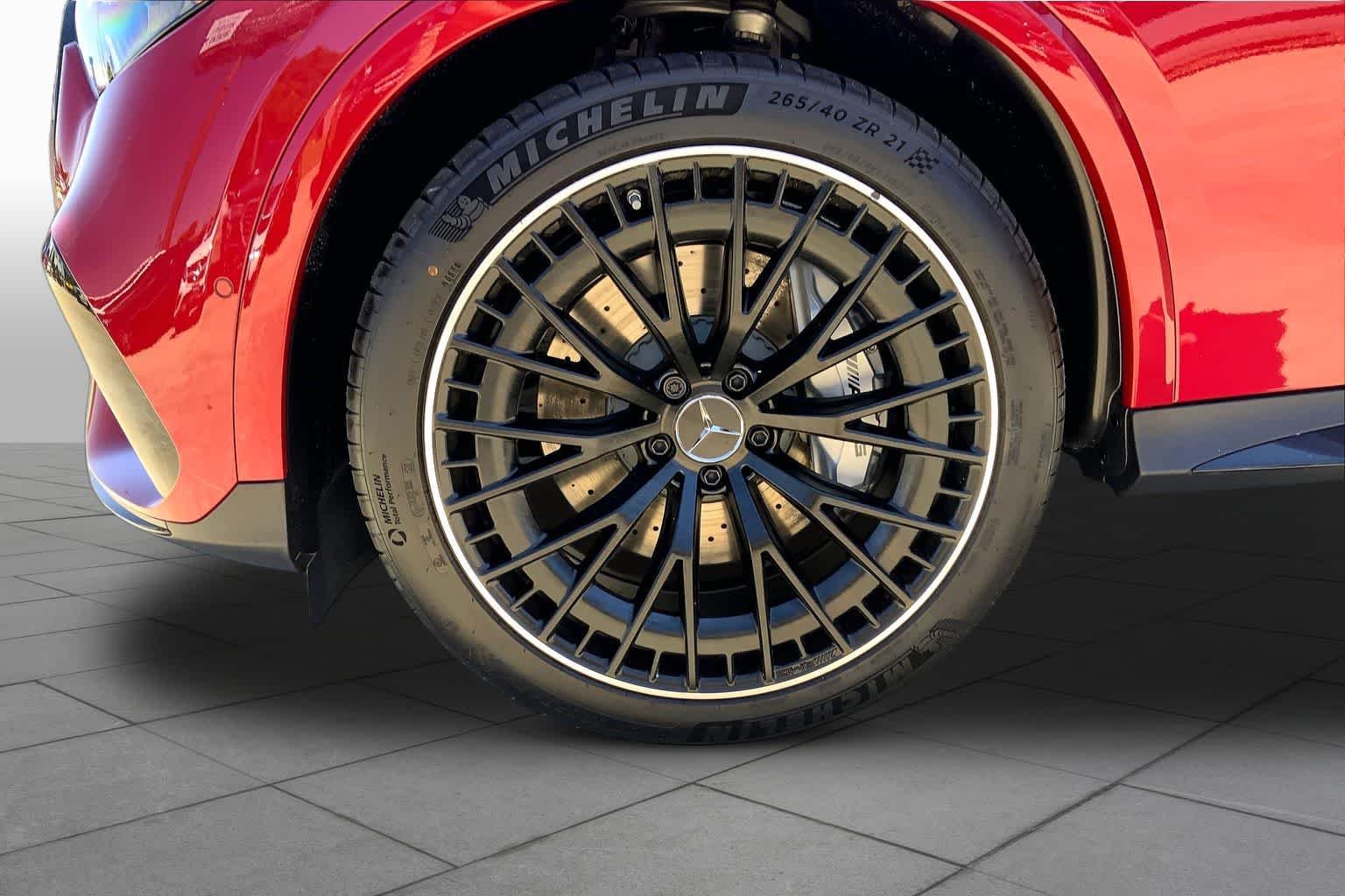 New 2026 MANUFAKTUR Patagonia Red Metallic Mercedes-Benz AMG® GLC 43 image 11