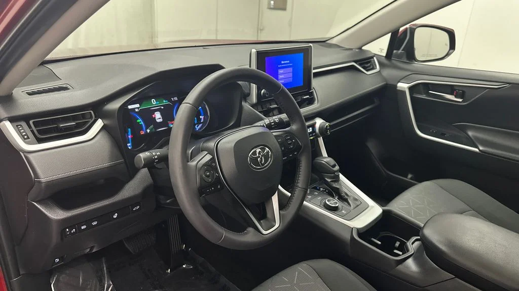 Used 2024 Red Toyota XLE image 19