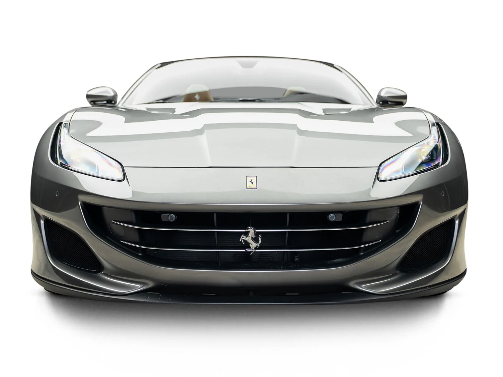 Used 2019 Gray Ferrari Base image 9