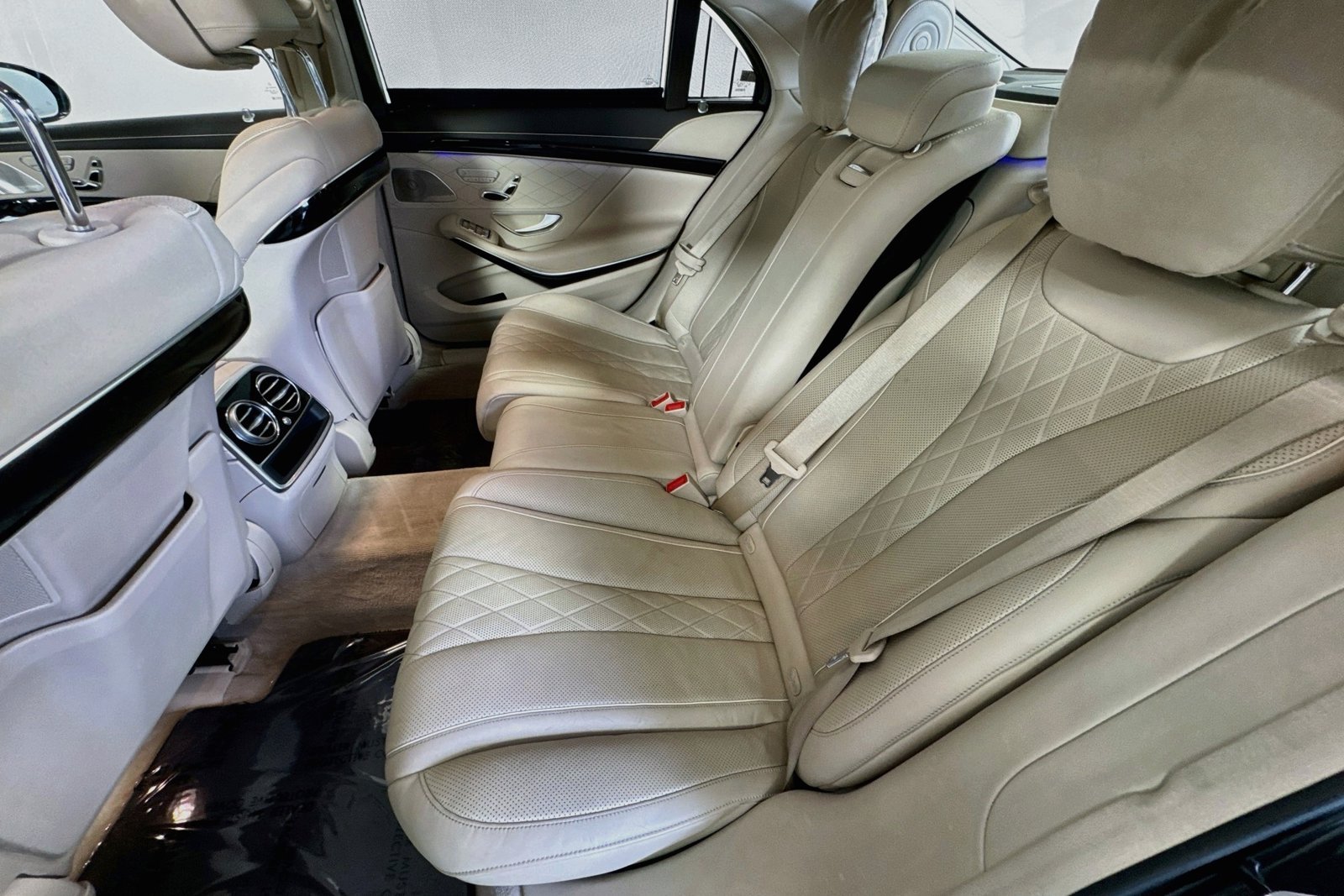 Used 2018 Magnetite Black Metallic Mercedes-Benz S 560 image 23
