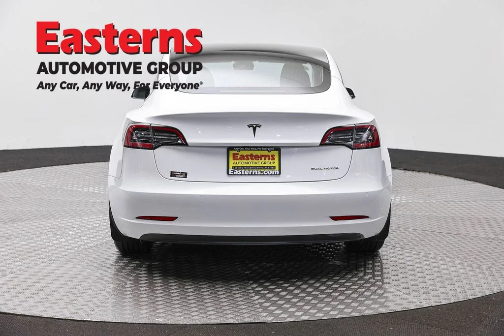 Used 2018 White Tesla Long Range image 6