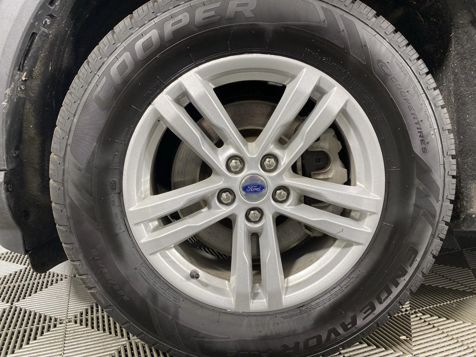 Used 2024 Agate Black Ford XLT image 12