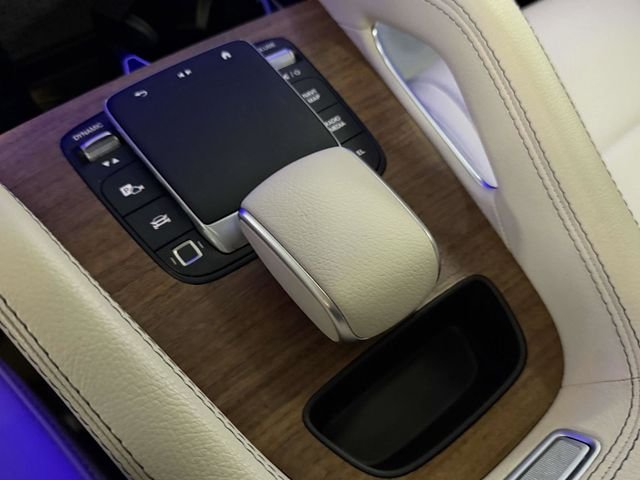Certified Used 2025 White Mercedes-Benz GLE 350 image 39