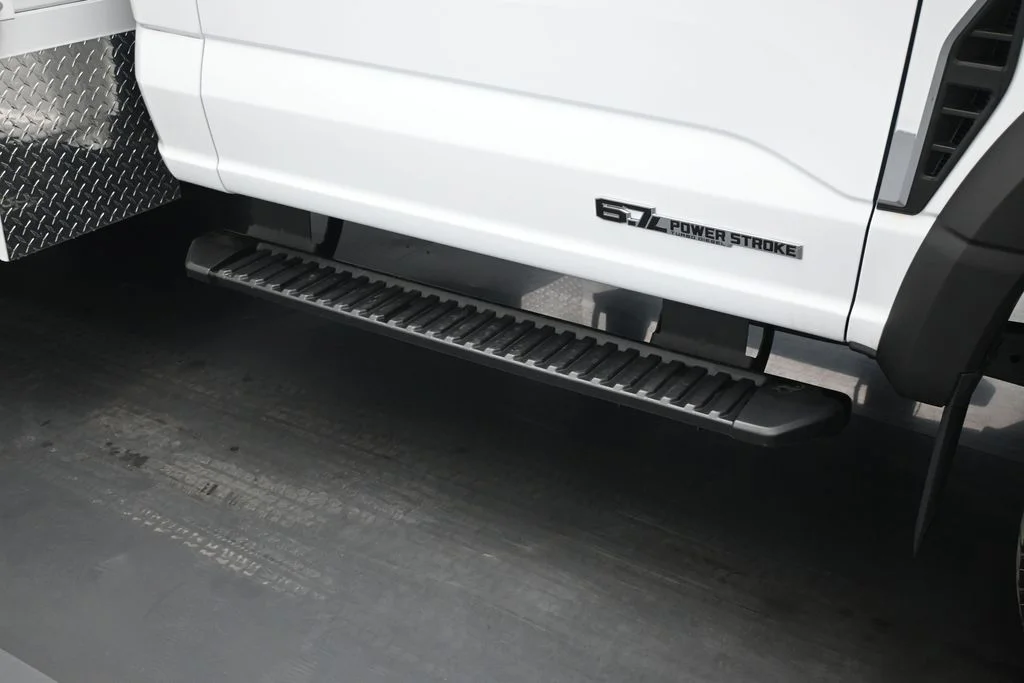 New 2025 Oxford White Ford XL image 21
