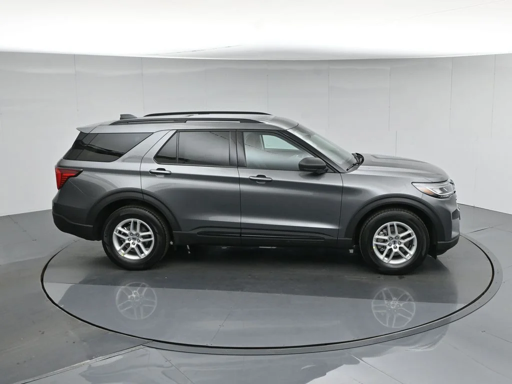 New 2026 Carbonized Gray Metallic Ford Active image 53