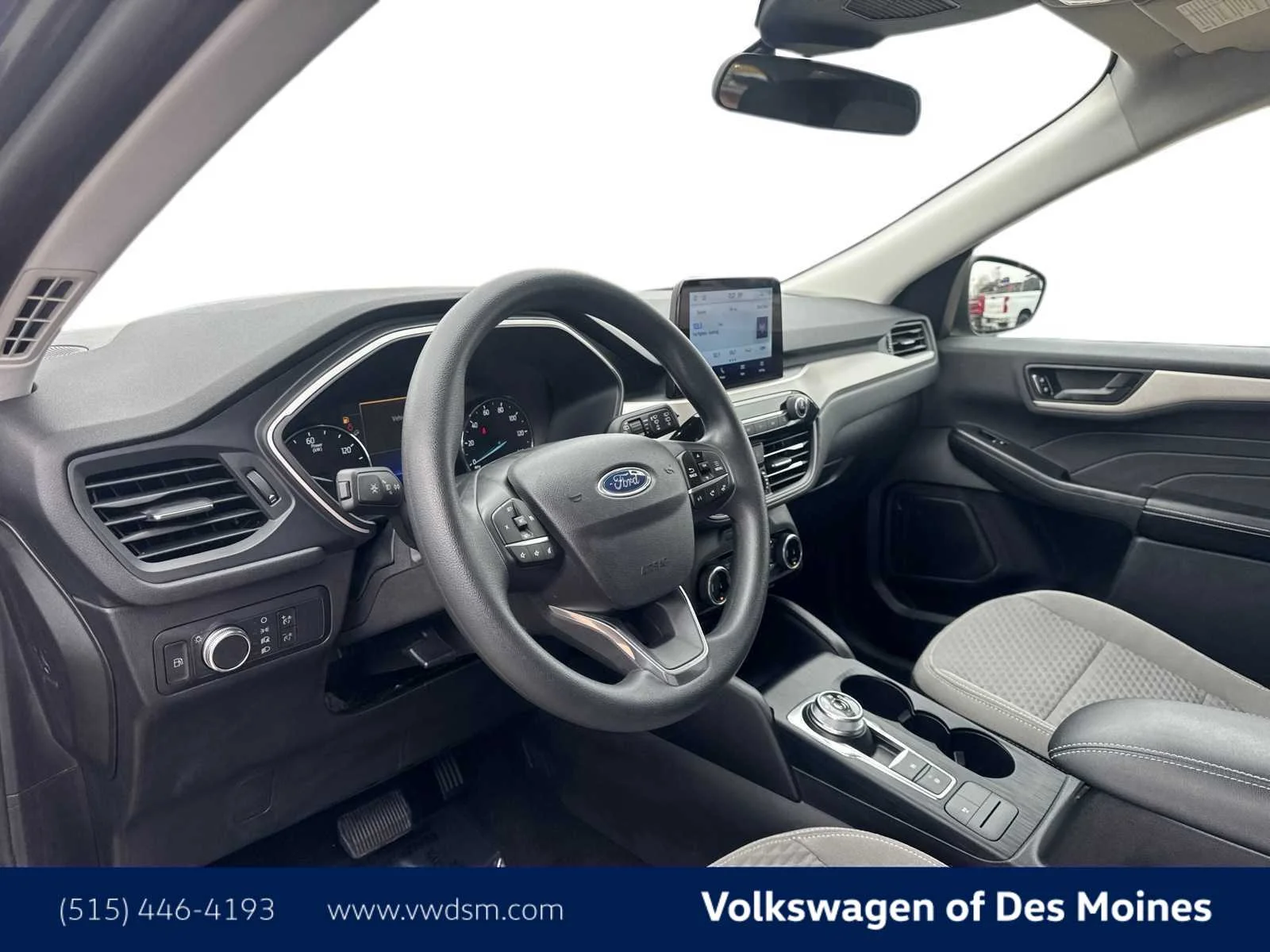 Used 2022 Ford Escape SE with VIN 1FMCU9BZXNUB12138 for sale in Johnston, IA