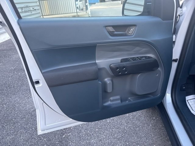 2025 Ford Maverick XL - Photo 11