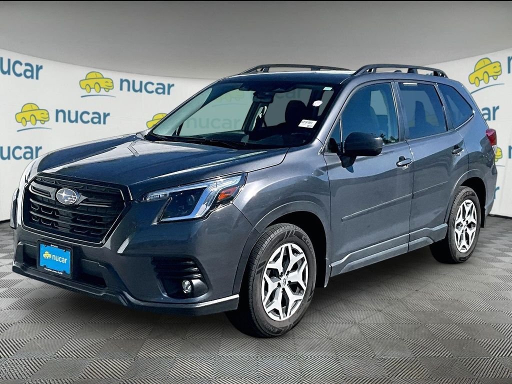 Used 2024 Gray Metallic Subaru Premium image 3