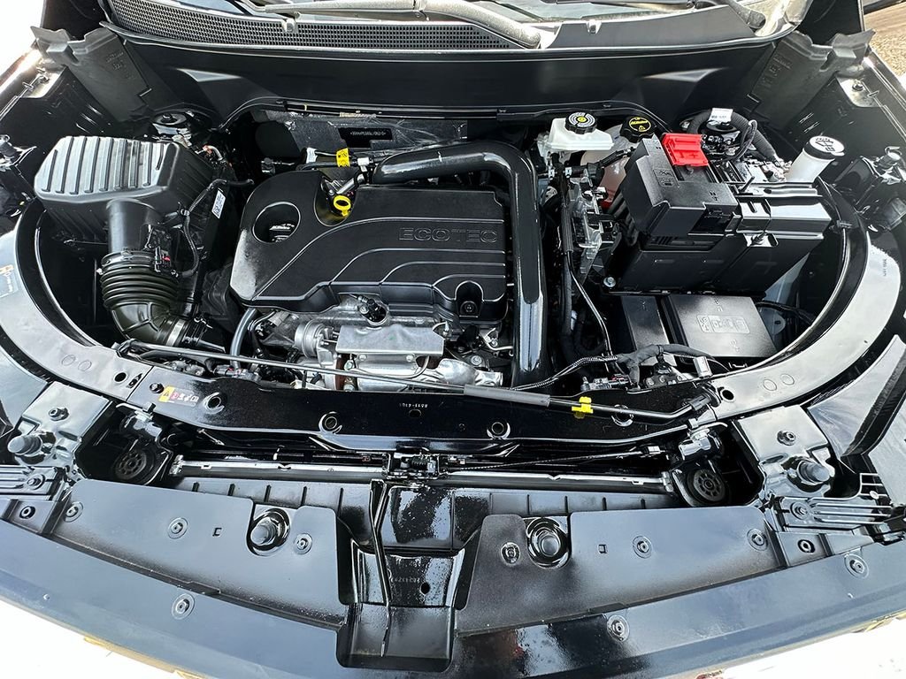 Used 2025 Black Chevrolet LT image 38