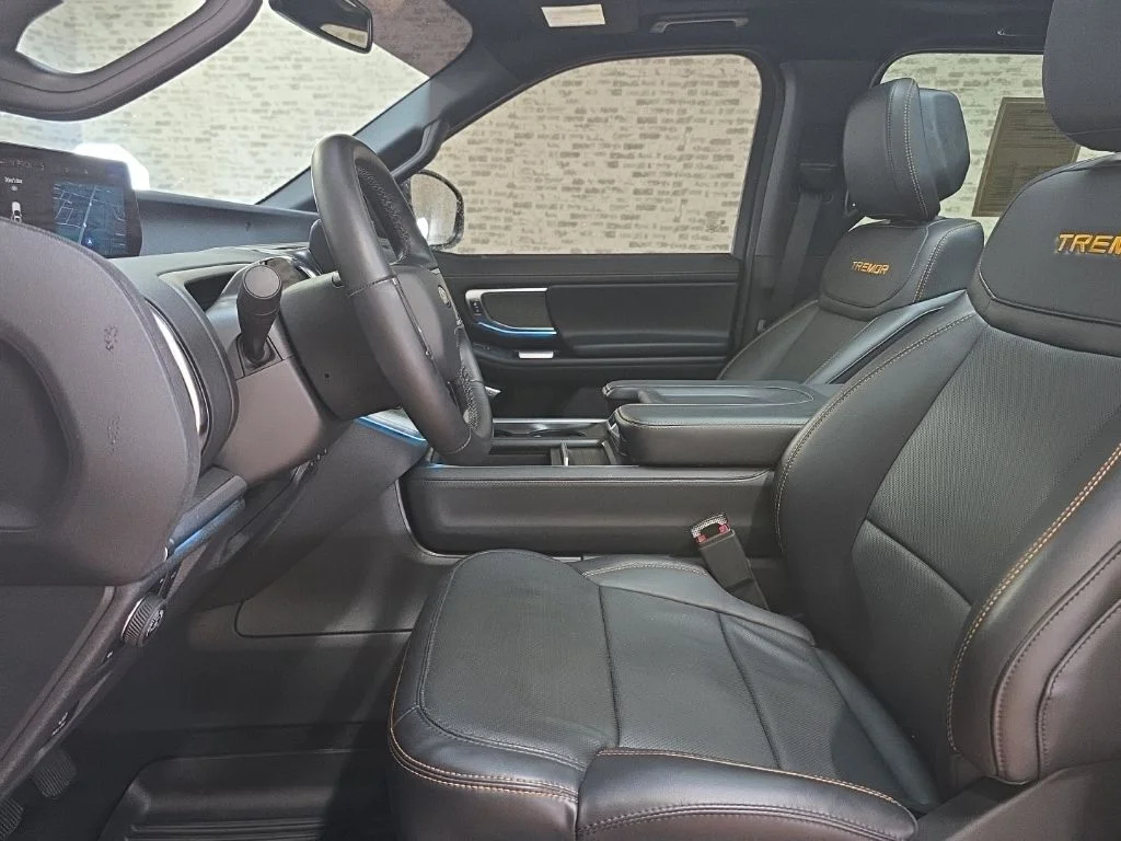 Used 2026 Gray Ford Tremor image 27