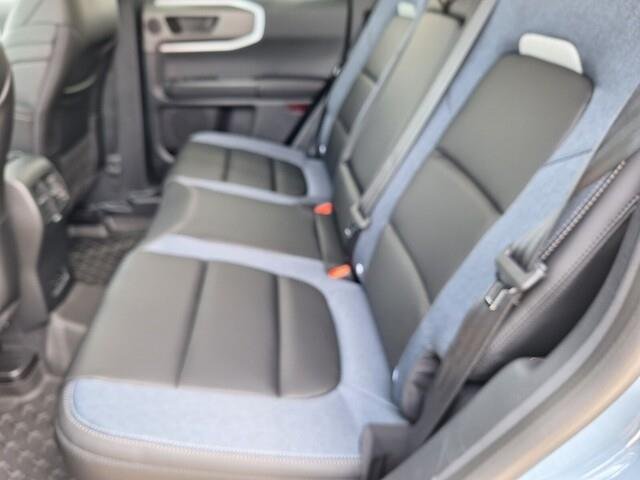 New 2026 Azure Gray Metallic Tri-Coat Ford Outer Banks® image 27