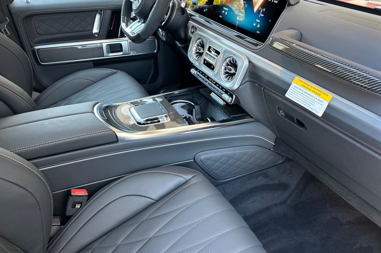 New 2026 MANUFAKTUR Copper Orange Magno Mercedes-Benz AMG® G 63 SUV image 13