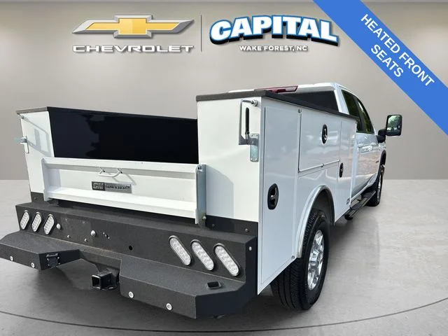 Used 2025 White Chevrolet LT image 11