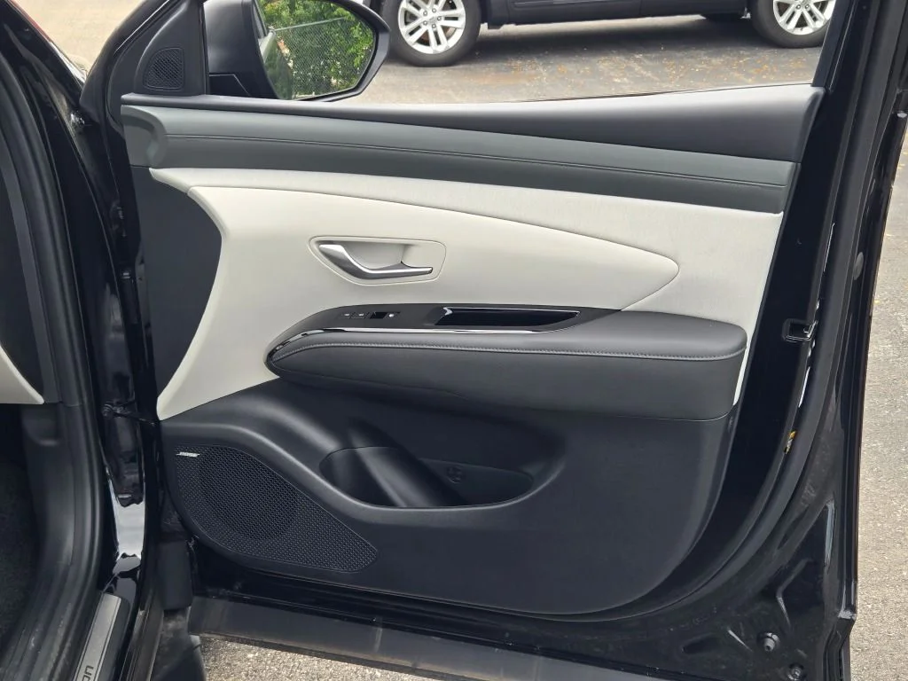 New 2026 Phantom Black Hyundai Limited image 5