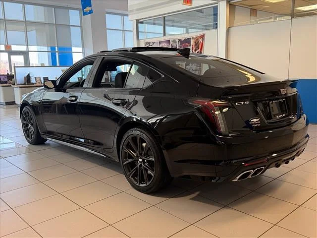 Used 2023  CADILLAC VSERIES image 7