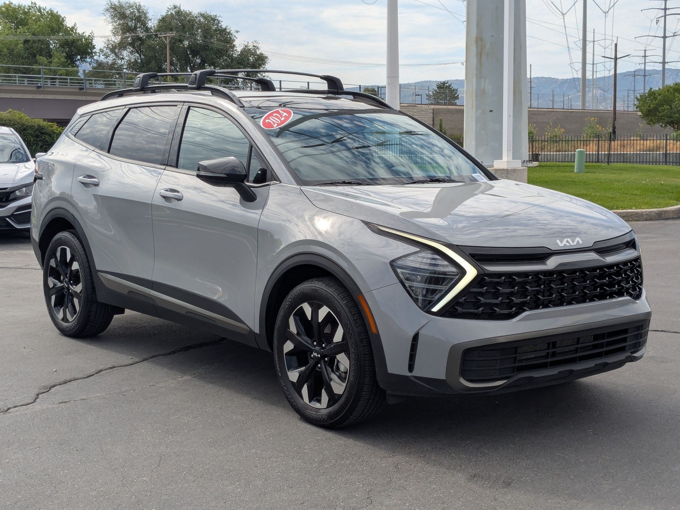 Used 2024 Wolf Gray Kia X-Line image 7