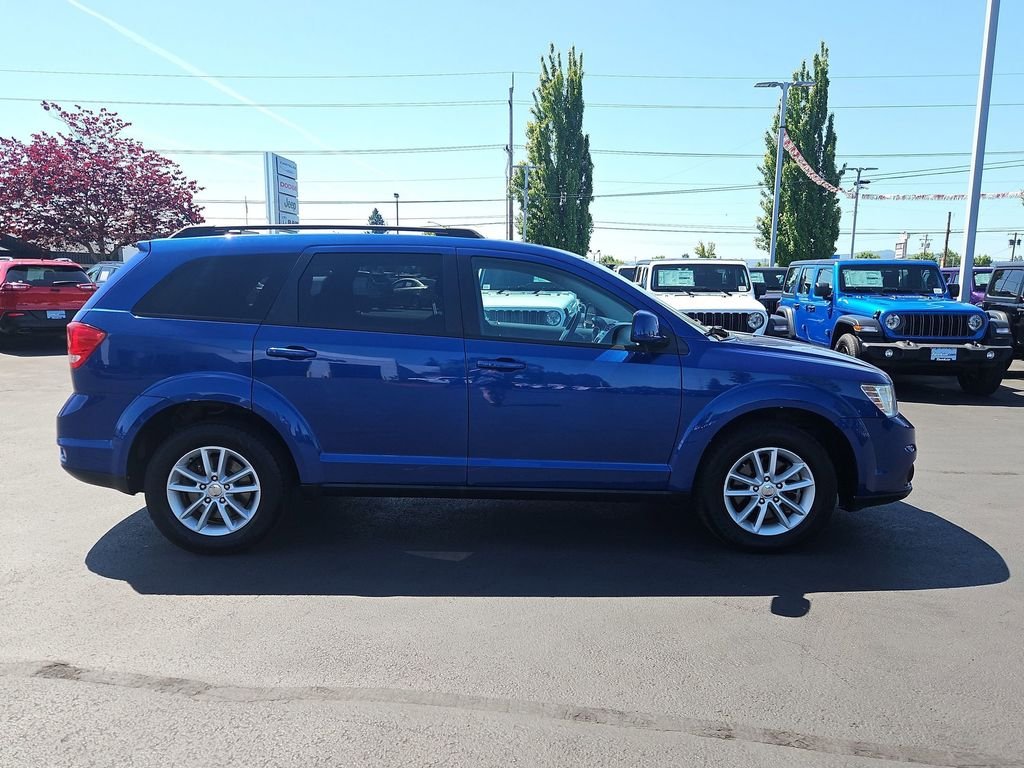 Used 2015 Blue Streak Pearlcoat Dodge SXT image 7