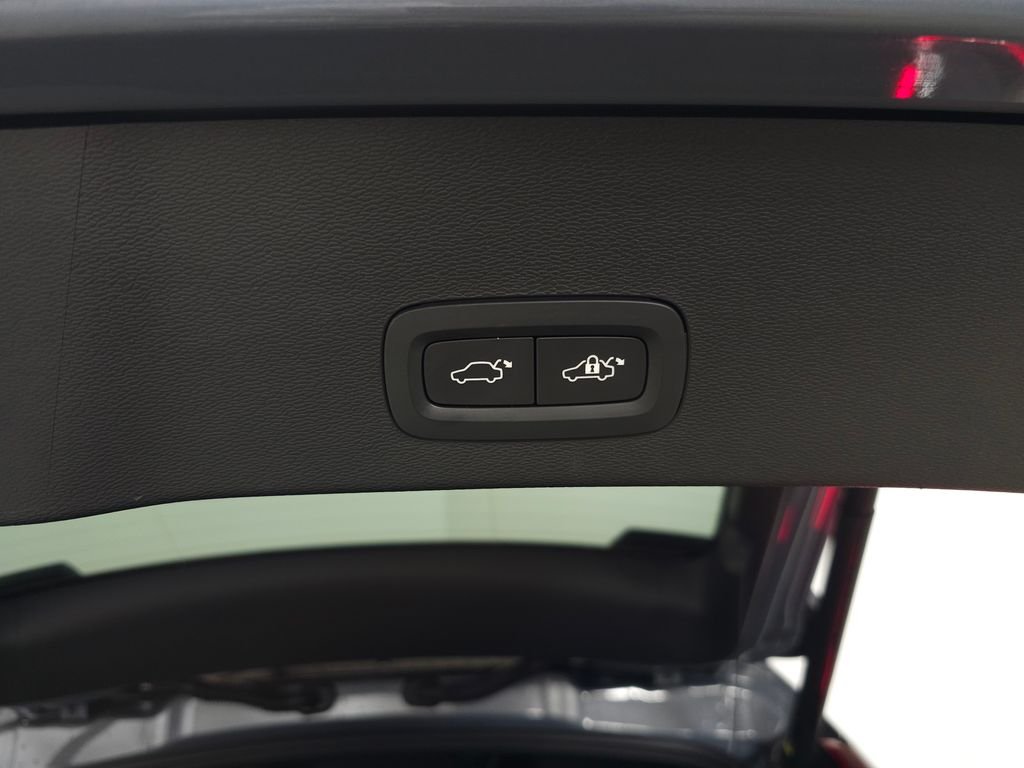 Used 2023 Gray Volvo Twin Plus image 10
