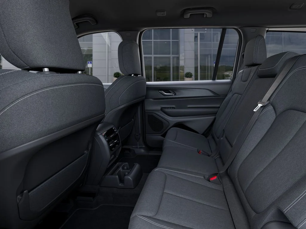New 2026 Bright White Clear-Coat Exterior Paint Jeep Laredo image 24