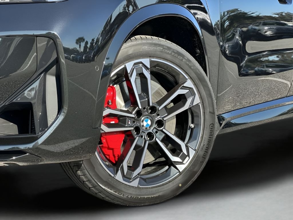 Certified Used 2026 Black Sapphire Metallic BMW M35i image 14