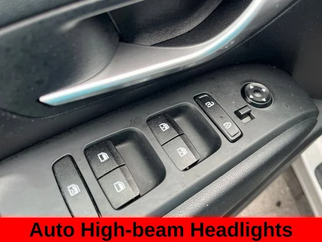 Used 2024 Silver Hyundai SEL image 43