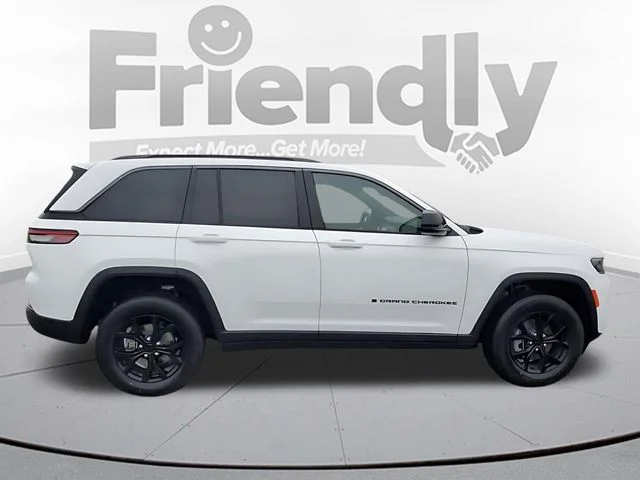 2026 Jeep Grand Cherokee Laredo - Photo 6