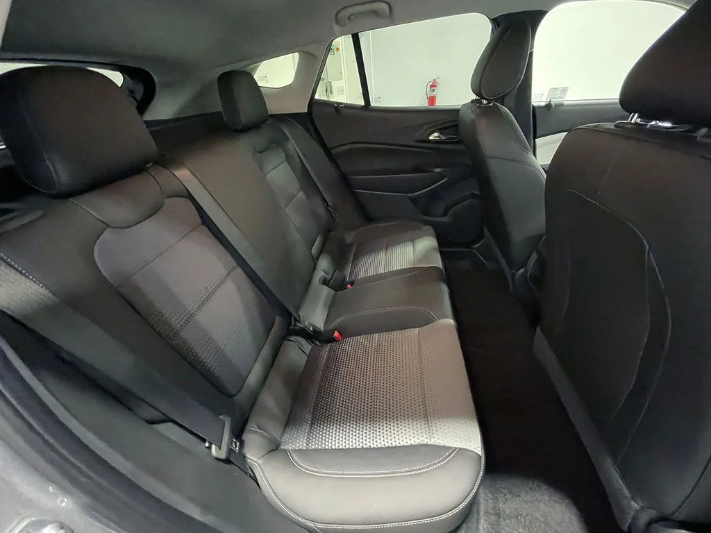 Used 2025 Gray Chevrolet LT image 21