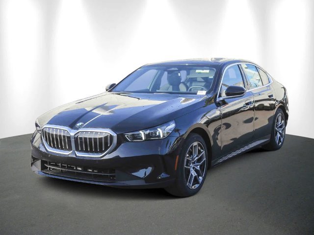 Used 2026 Black Sapphire Metallic BMW 530i image 3
