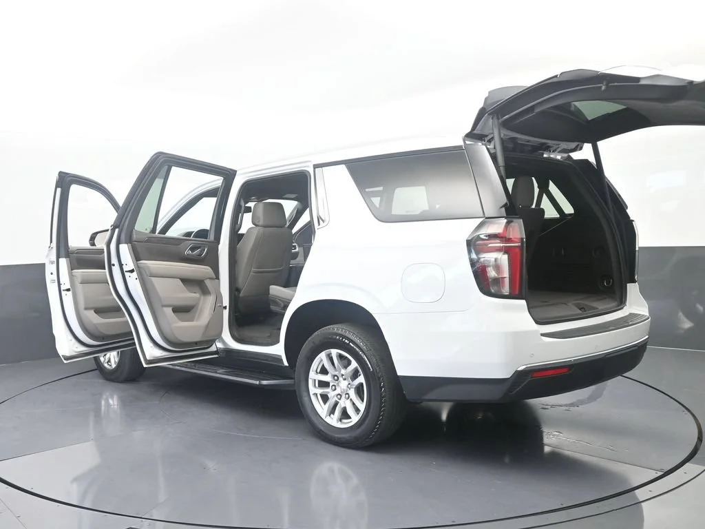 Used 2024 Summit White Chevrolet LT image 77