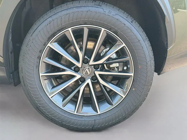 Certified Used 2025 NORI GREEN PEARL Lexus 350h Premium image 28