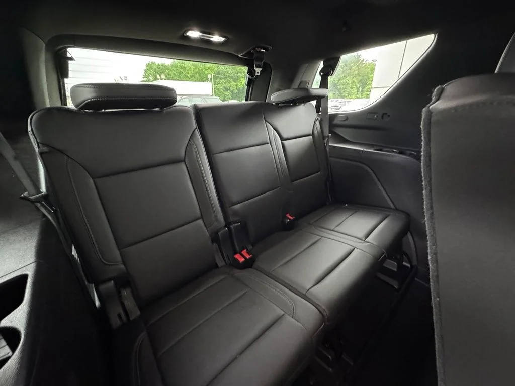 Used 2021 Gray Chevrolet LT image 27
