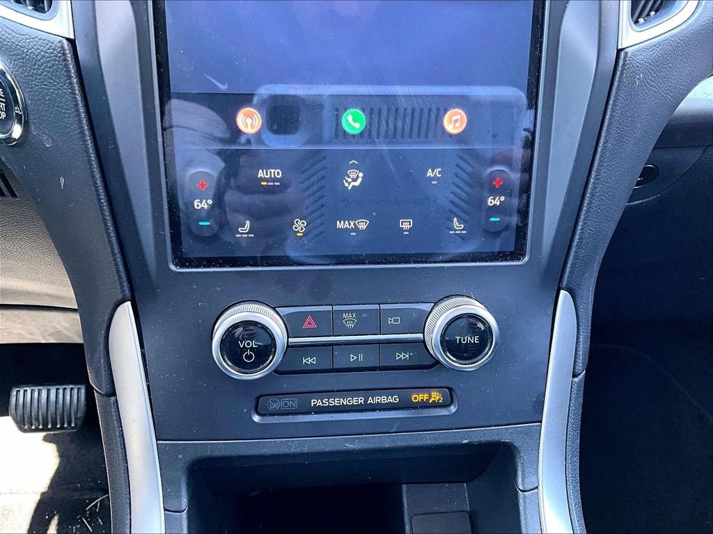 Used 2024 Gray Metallic Ford SEL image 26
