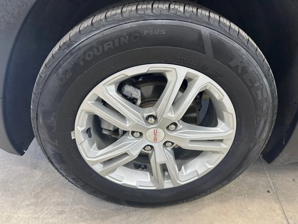 2023 GMC Terrain SLE - Photo 33