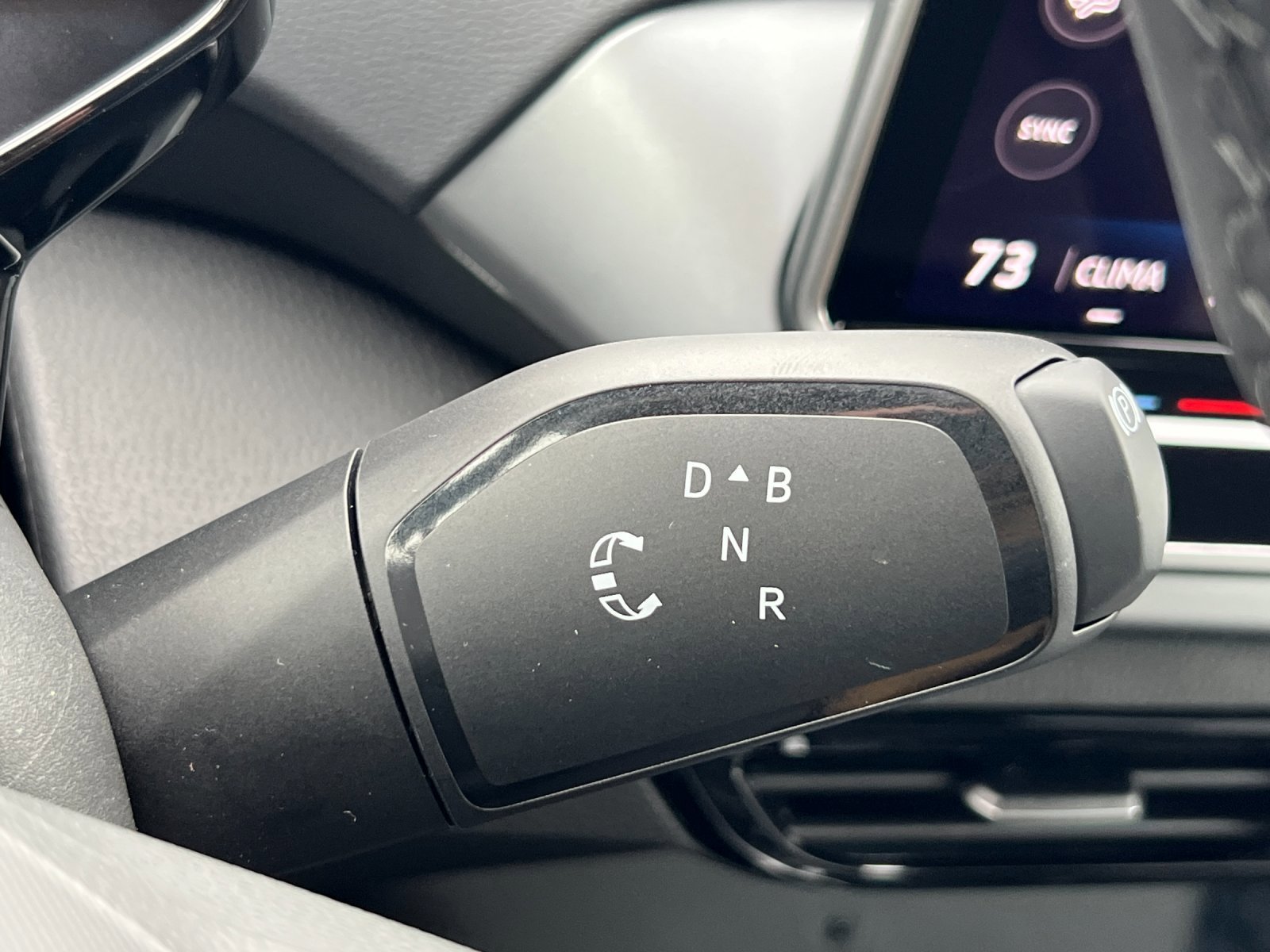 New 2026 Pure Gray Volkswagen Pro image 21